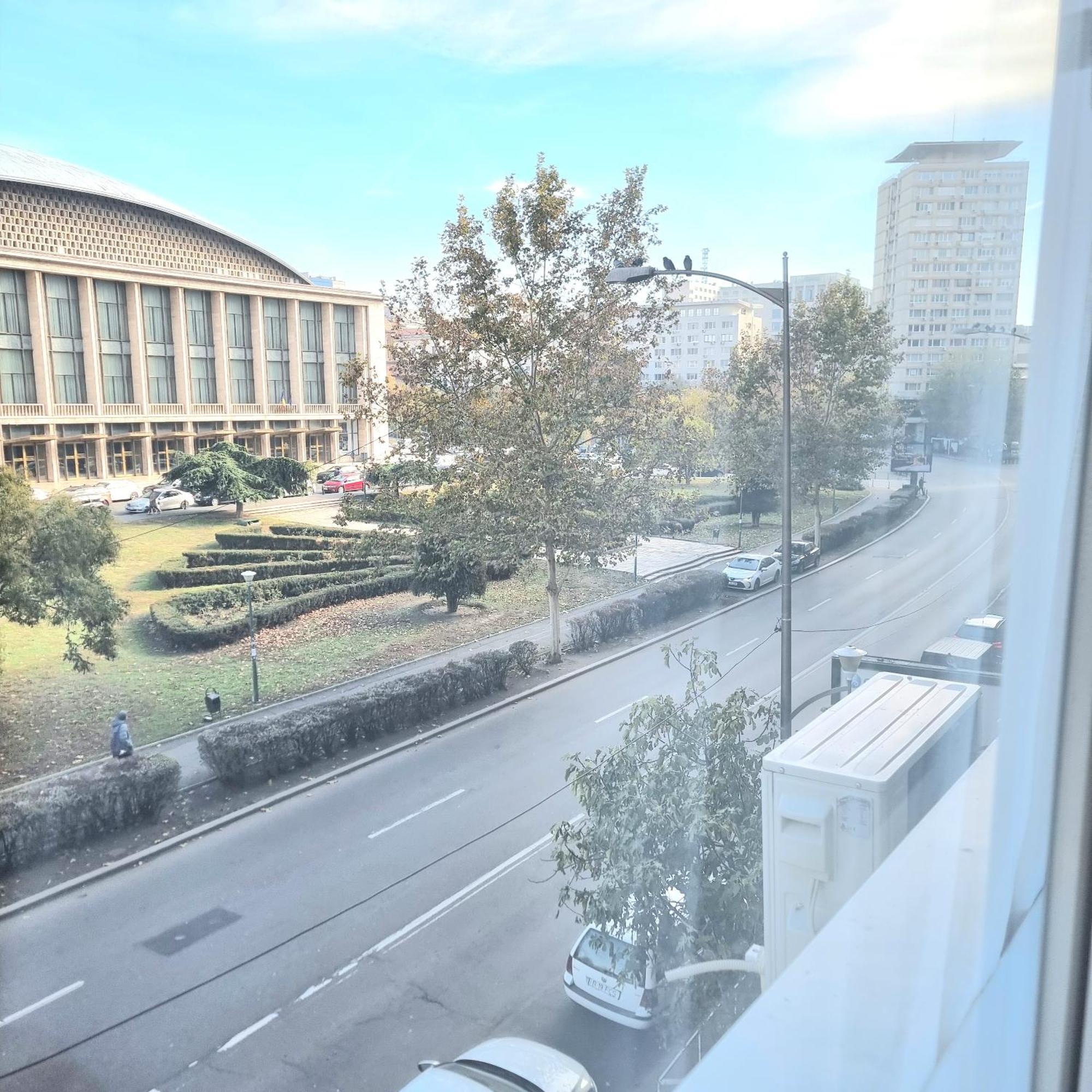 Chic Comfort 1Bdr With Landmark View - Concerthall Bucarest Esterno foto