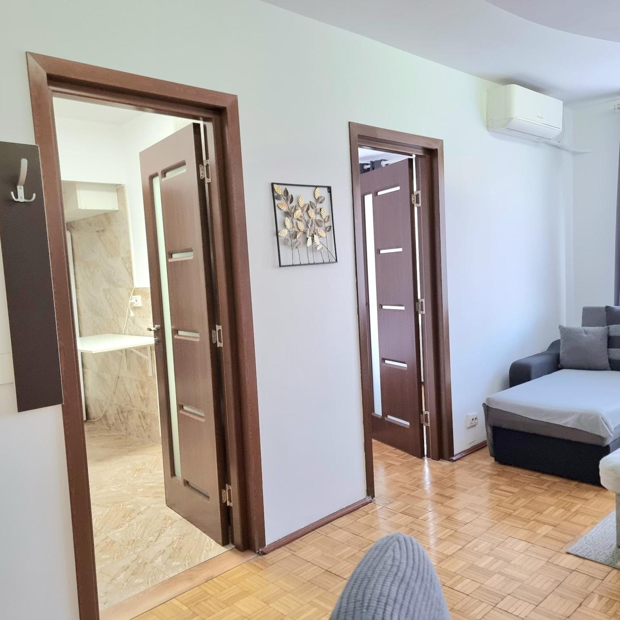 Chic Comfort 1Bdr With Landmark View - Concerthall Bucarest Esterno foto