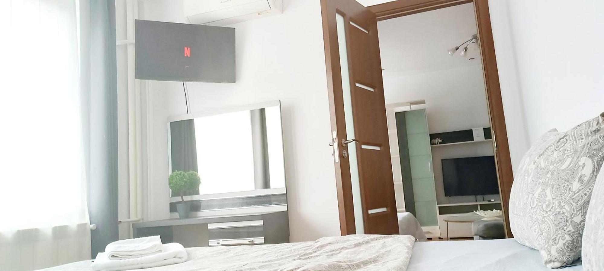 Chic Comfort 1Bdr With Landmark View - Concerthall Bucarest Esterno foto